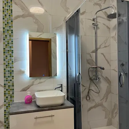 Апартаменты Mona Sun Apart