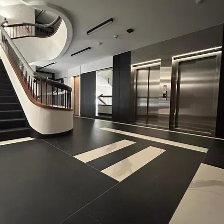 Mona Sun Apart * Гдыня